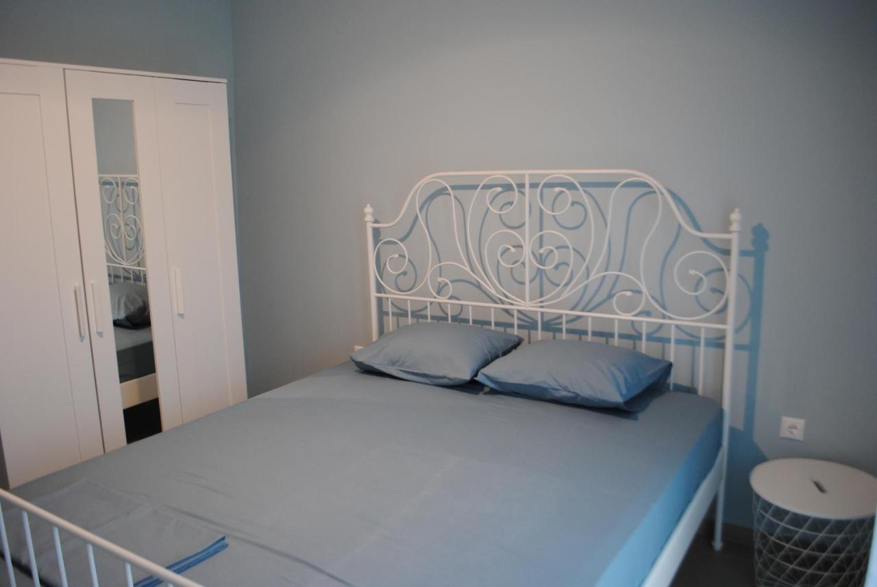 Sea Breeze Apartment Nea Iraklitsa ภายนอก รูปภาพ