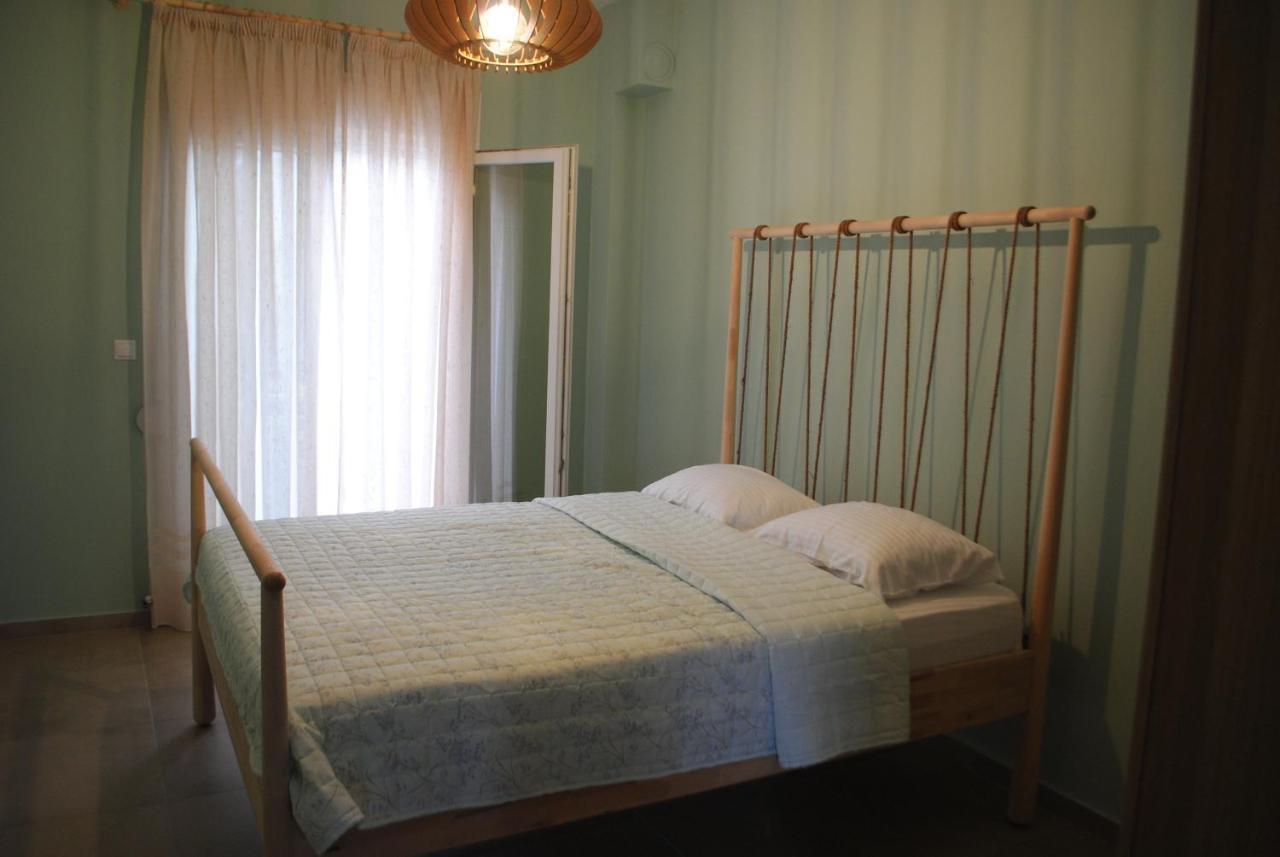 Sea Breeze Apartment Nea Iraklitsa ภายนอก รูปภาพ