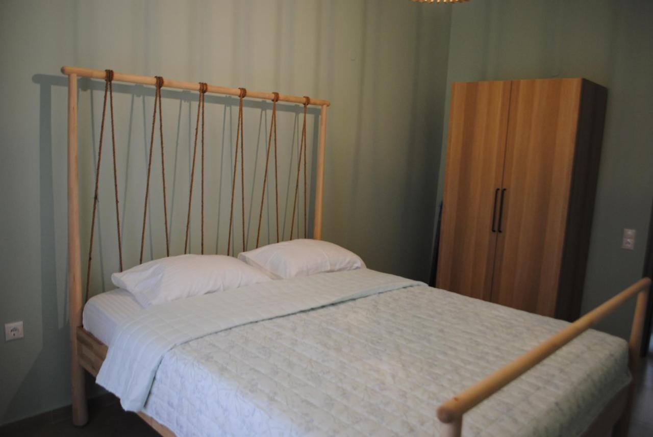 Sea Breeze Apartment Nea Iraklitsa ภายนอก รูปภาพ