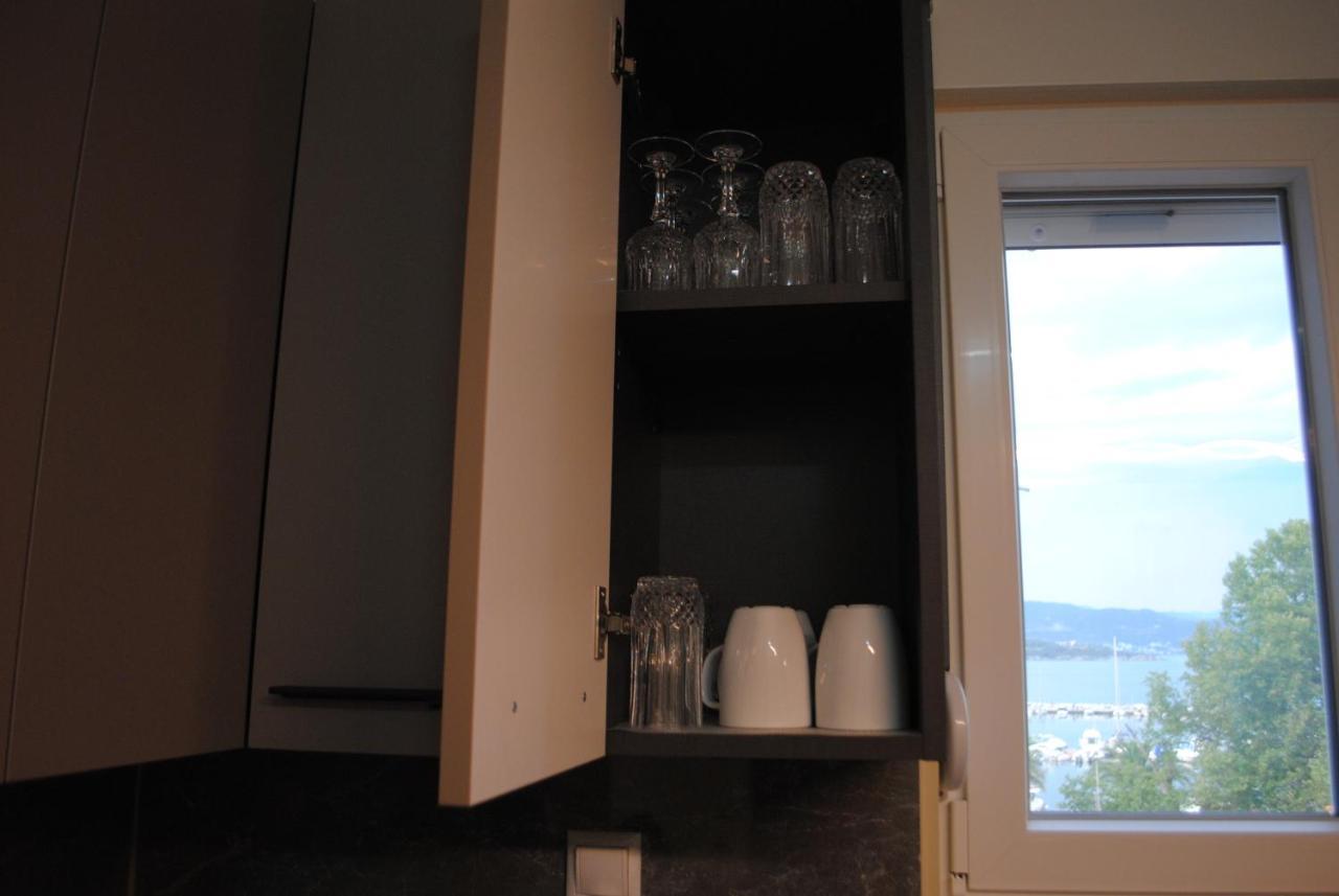 Sea Breeze Apartment Nea Iraklitsa ภายนอก รูปภาพ