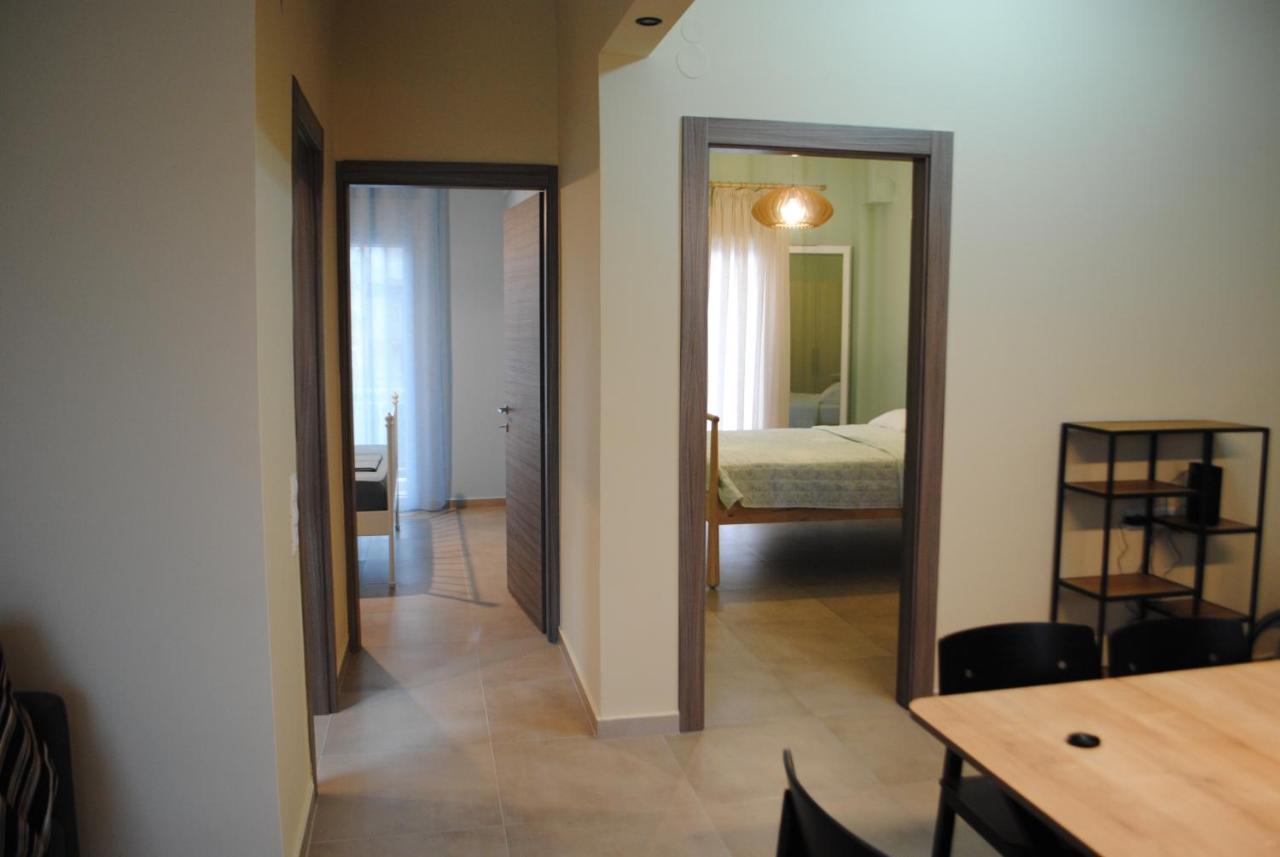 Sea Breeze Apartment Nea Iraklitsa ภายนอก รูปภาพ