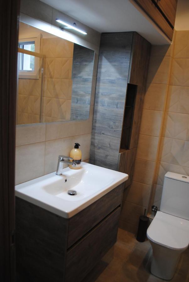 Sea Breeze Apartment Nea Iraklitsa ภายนอก รูปภาพ