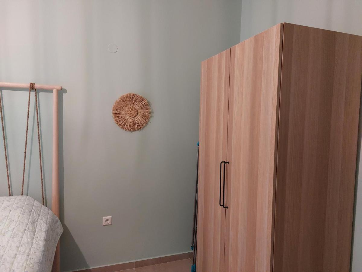 Sea Breeze Apartment Nea Iraklitsa ภายนอก รูปภาพ